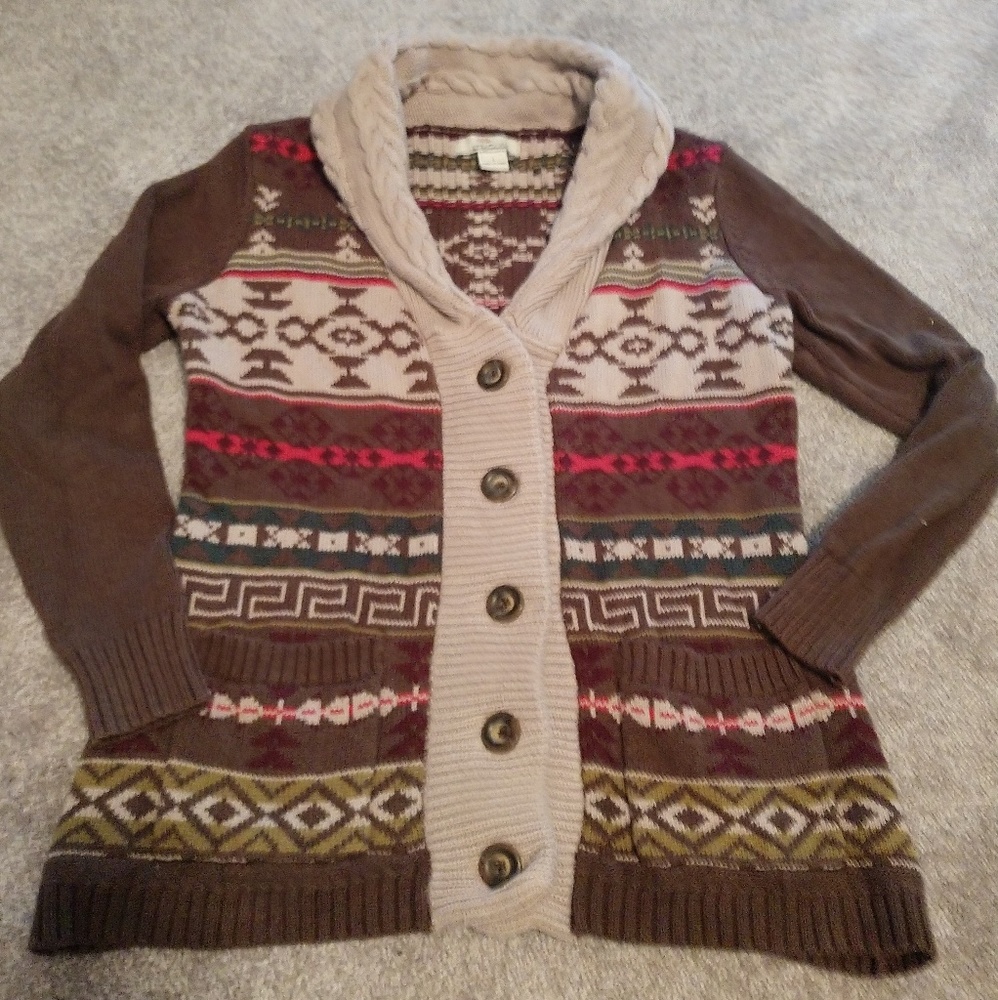 Beautiful cardigan sweater to keep you warm